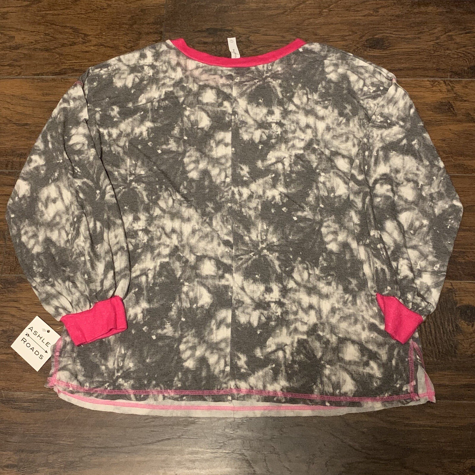 Honeyme Tie Dye Pattern Ashley Roads Boutique Fleece S/S Ringer Women’s Top Sz L