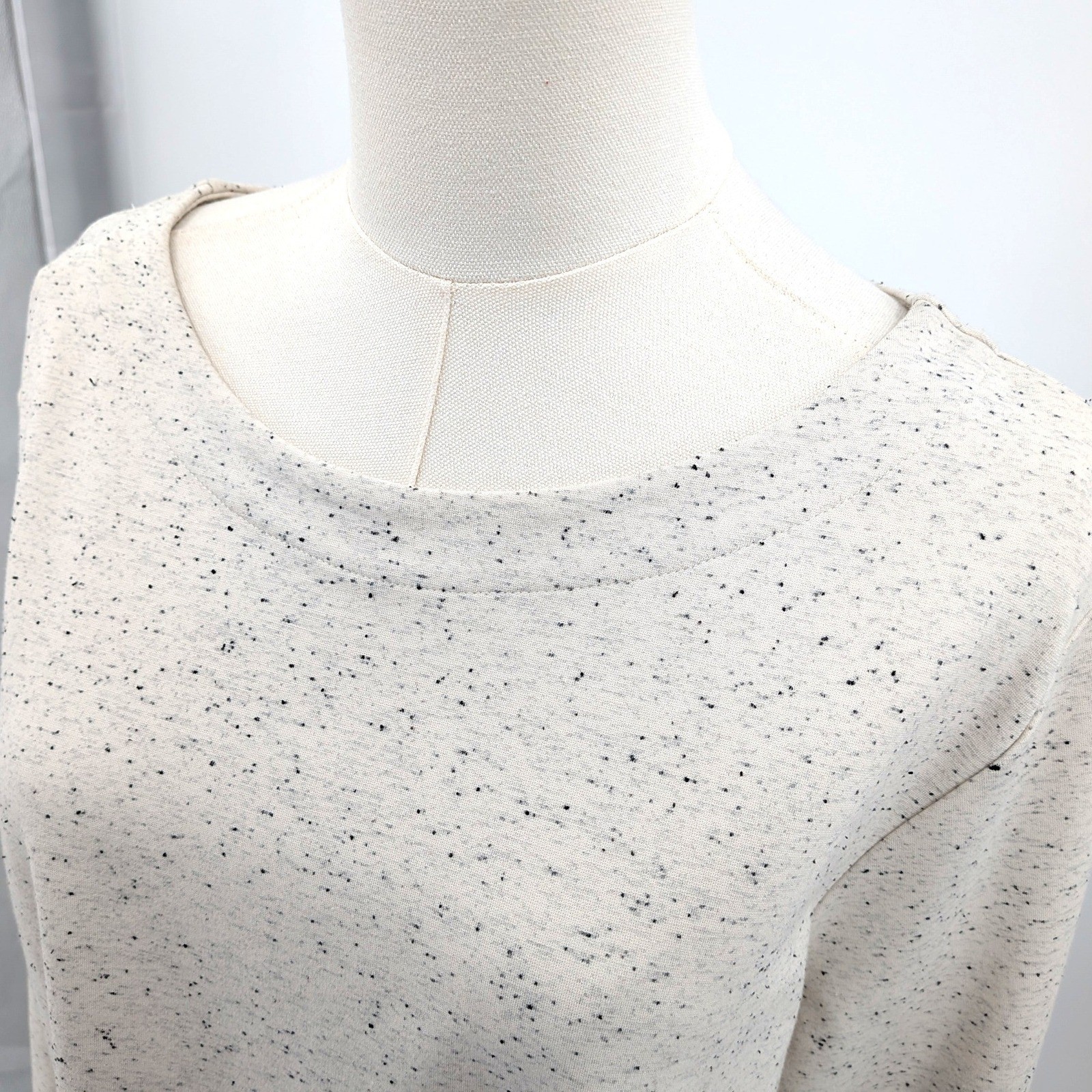 J Jill Speckled Knit Tunic Layered Hem Beige Minimalist Top XL