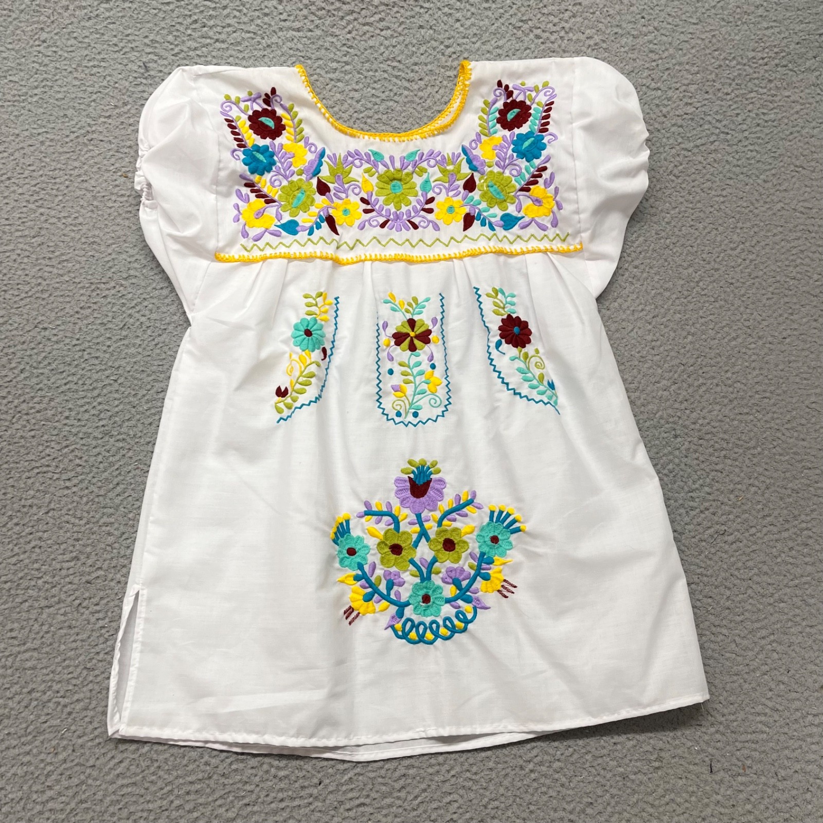 Oaxaca Top Womens M White Floral Embroidered Mexico Fiesta Hippie Colorful