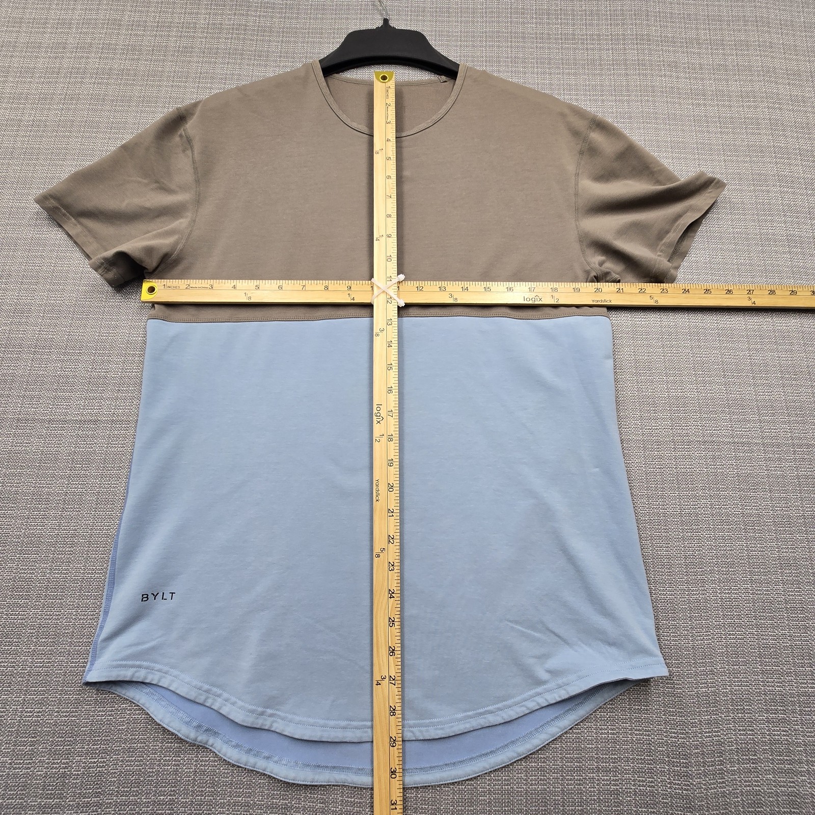 BYLT Shirt Womens Large Blue Tan Colorblock Crew Neck Short Sleeve Curved Hem