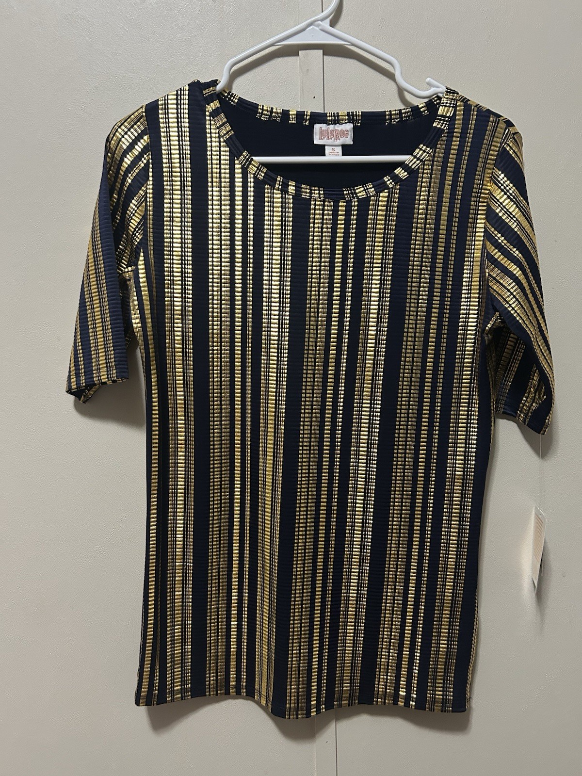 LuLaRoe Gigi fitted top in a blue and gold Striped Size S