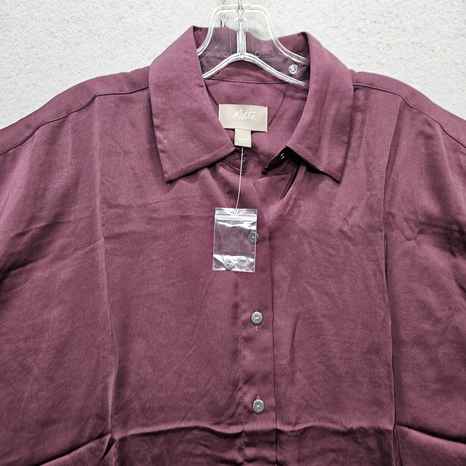 Motto Women’s Small Maroon Collar S/S Button Down NWT