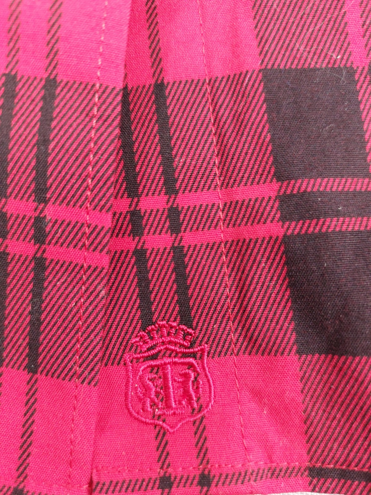 Talbots 22WP Red & Black Plaid Button Up Top Gold Buttons Collared Cotton Blend