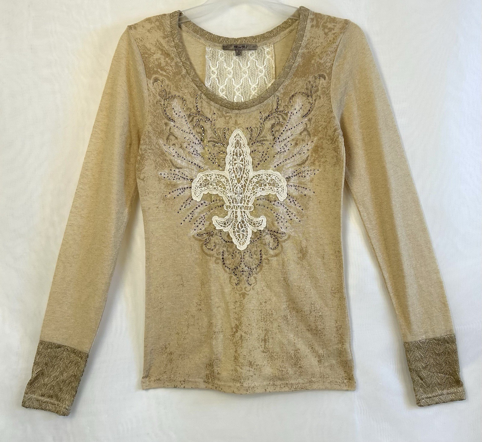 Miss Me Y2K Inspired fleur-de-lis lace appliqué, rhinestones shirt / Small