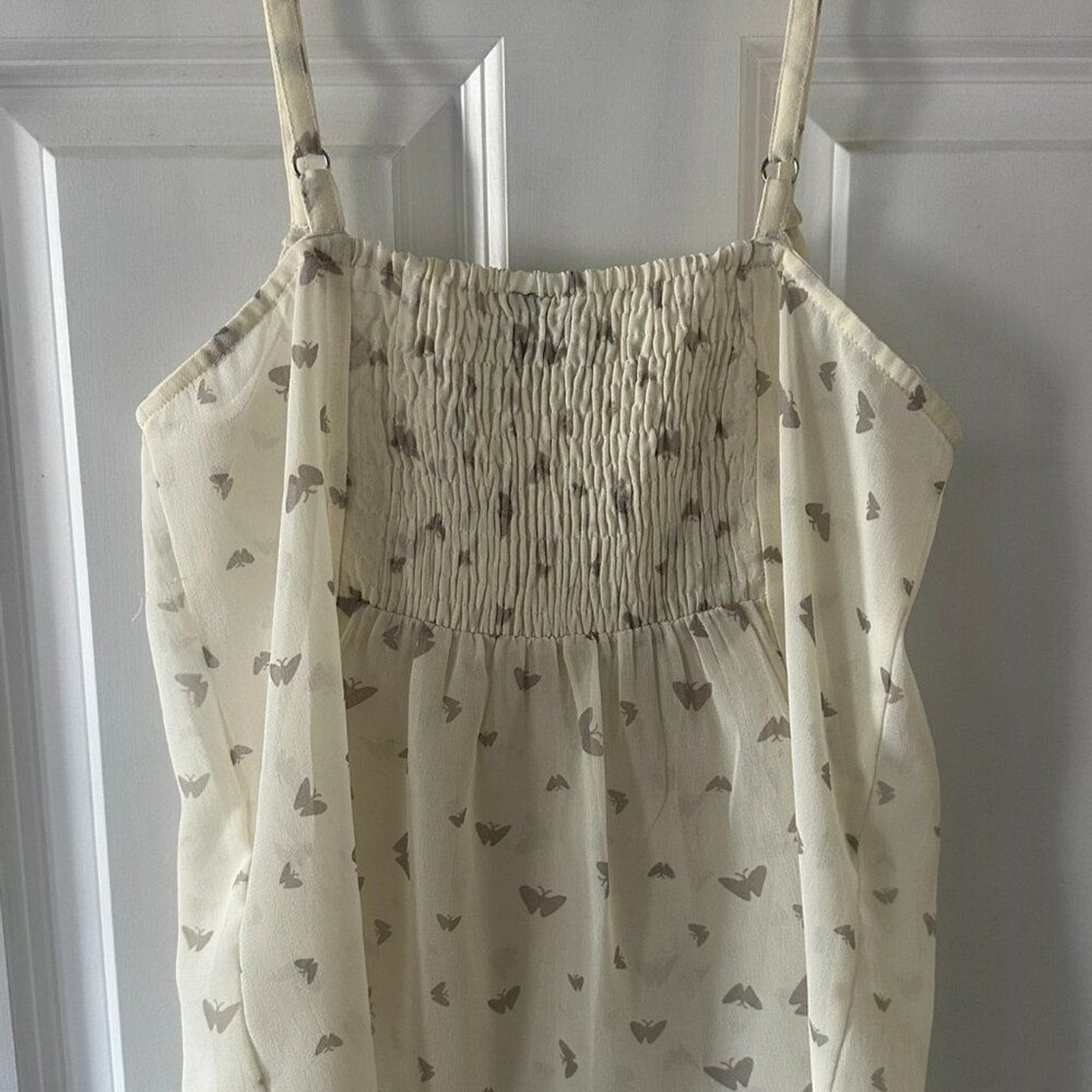Ruffled Tank Top – Adjustable Strap