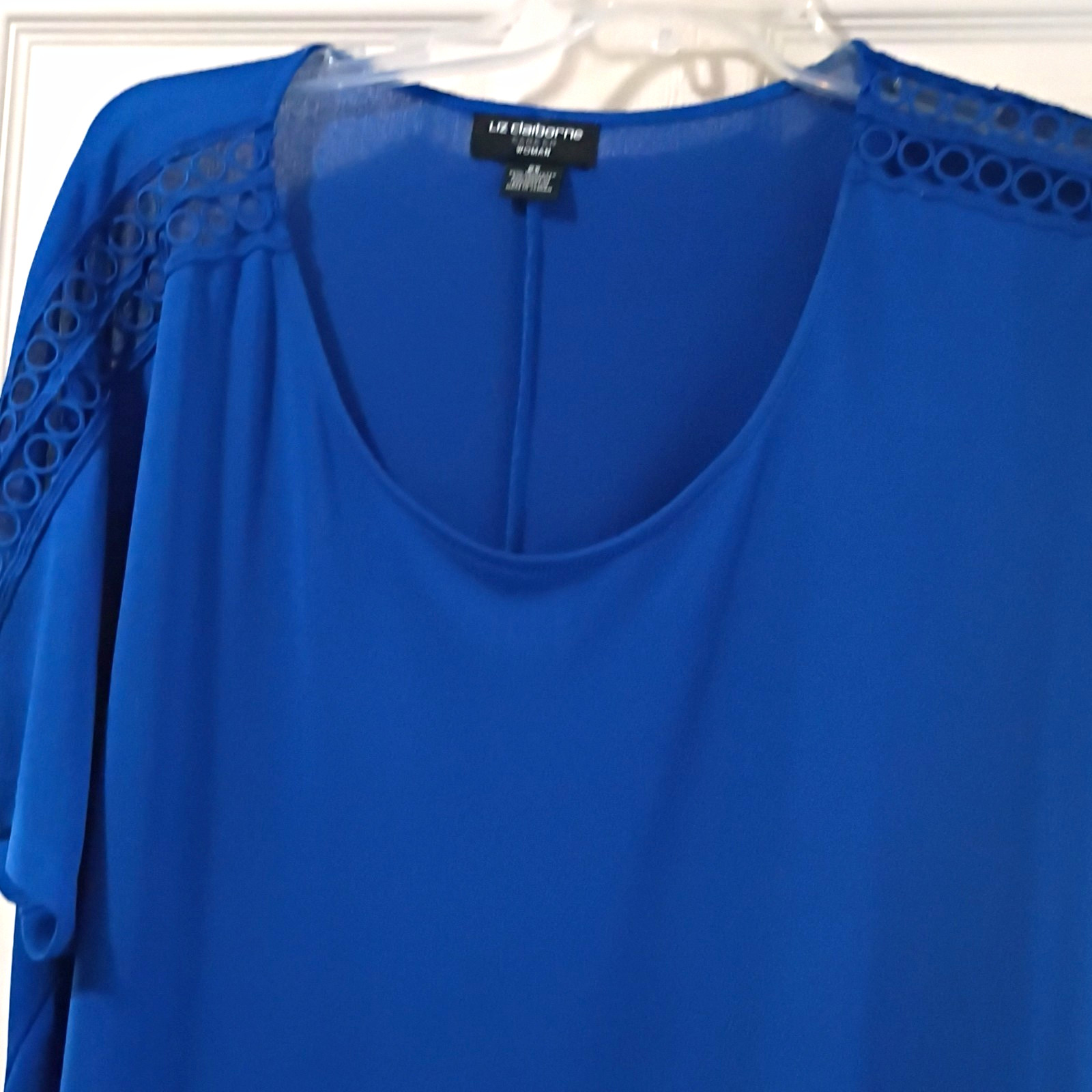 Liz Claiborne Women’s Blue V-Neck Lace Accent Solid Pullover Blouse XL