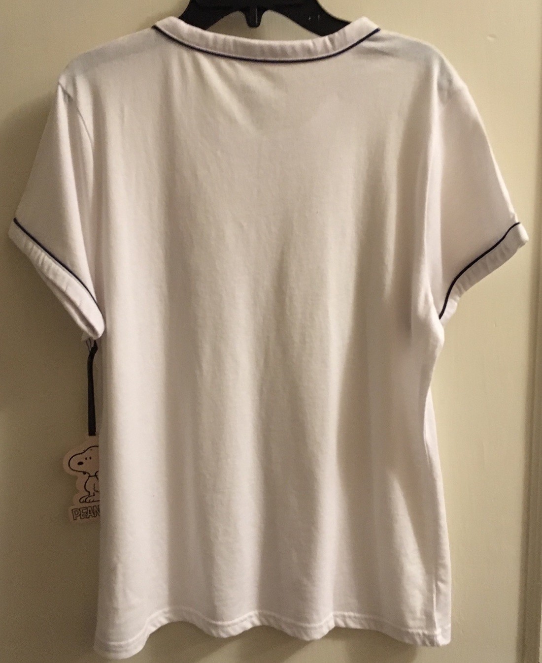 PEANUTS SNOOPY PATRIOTIC 🇺🇸 WOMENS T-SHIRT S/Sleeve White Sz Medium NWT