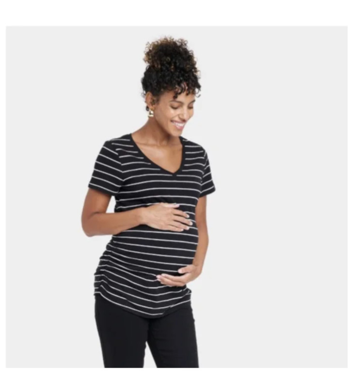 Ingrid And Isabel Pre Pregnancy Shirt xL black and white striped shirt