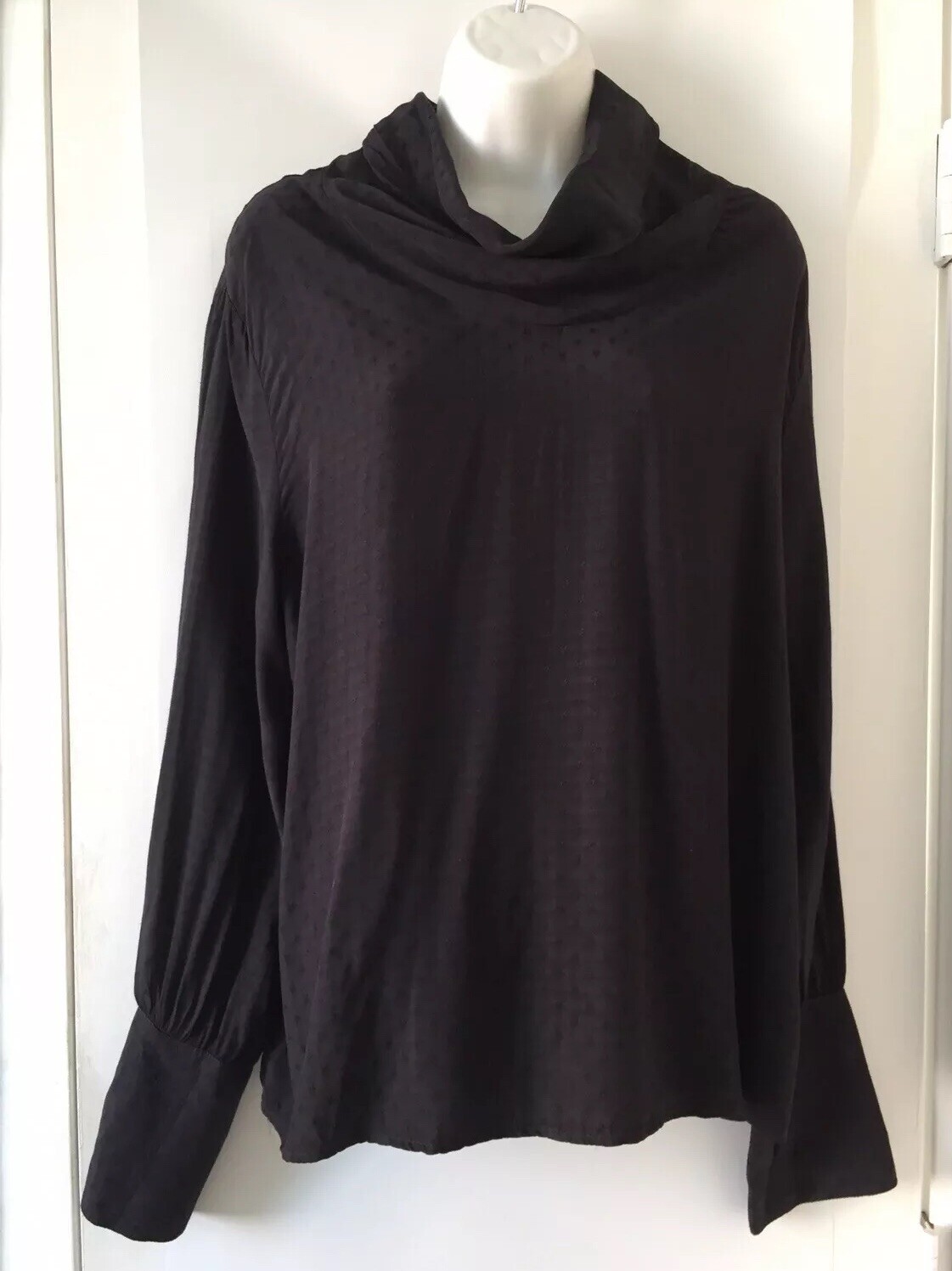 ZARA Woman Black JACQUARD BLOUSE WITH CORD Flowing Long Sleeve Size S O796