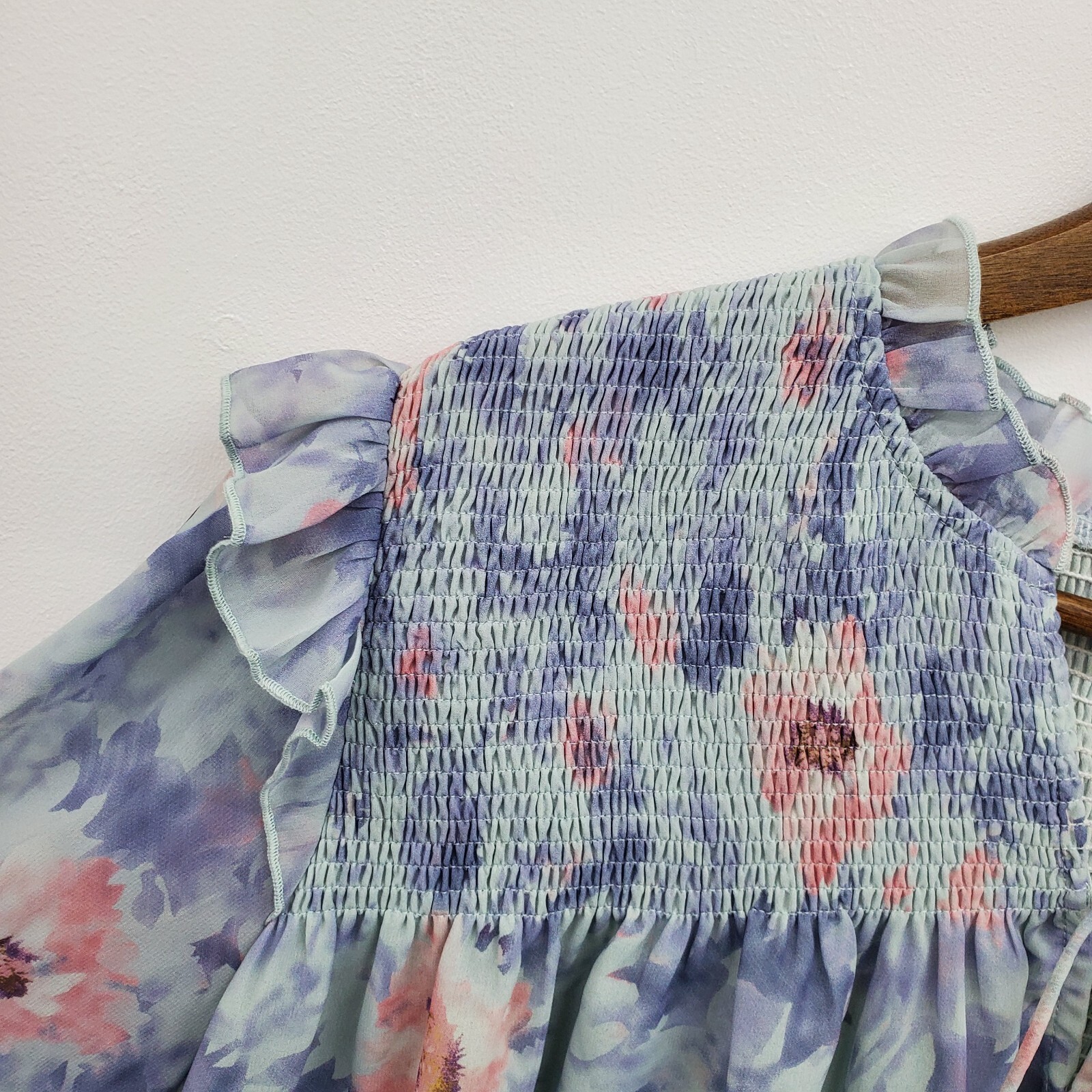 Grace + Karma Womens 1X Pink Blue Floral Smocked Ruffle Long Sleeve Boho Blouse
