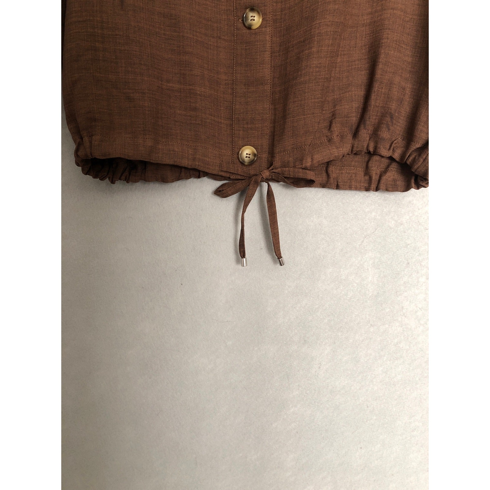 Soho Apparel LTD Drawstring Top Roll Tab Sleeves Brown Women’s Large NEW