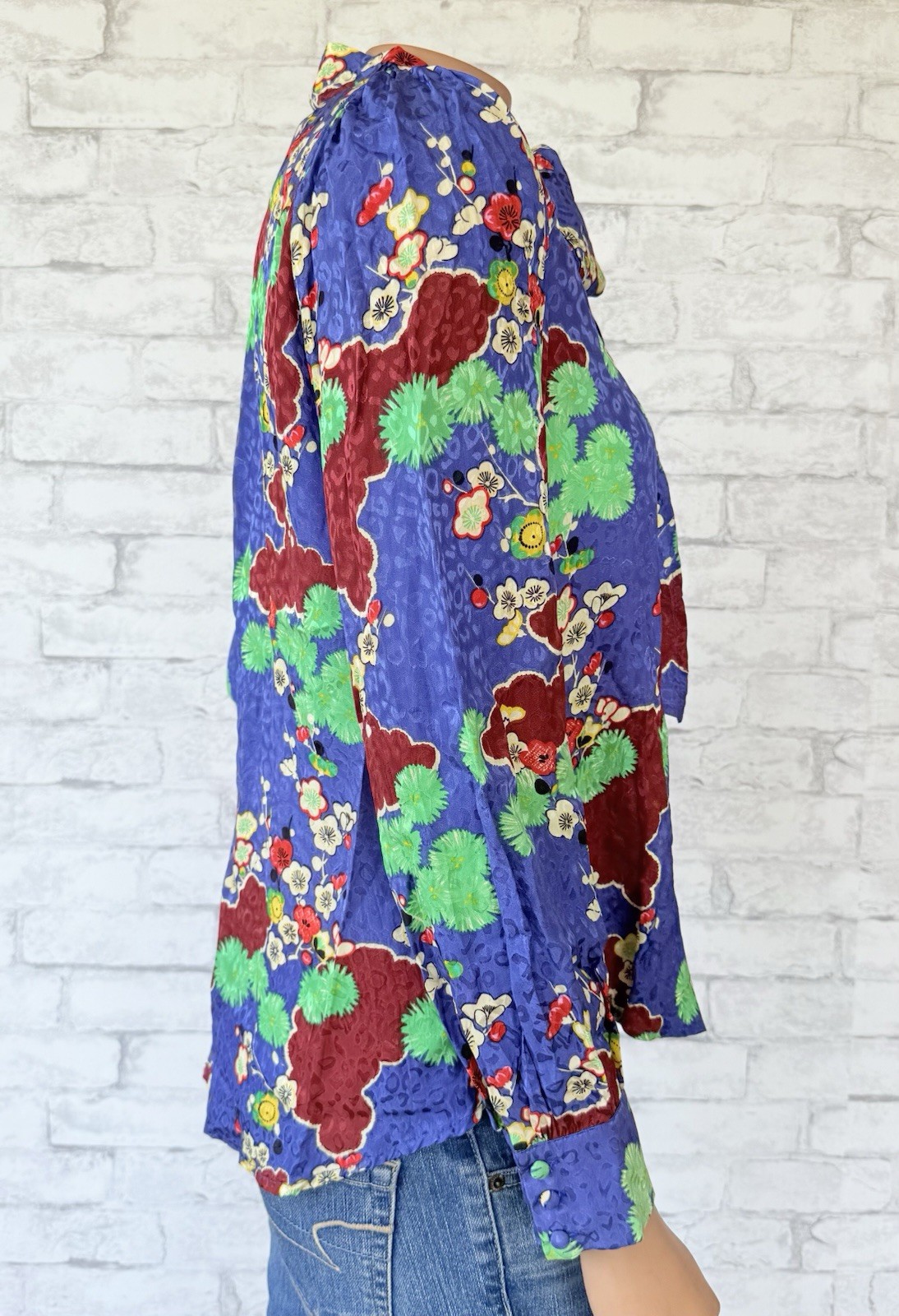 RIXO London Ivy Top in Blue Cherry Blossom Print, Silk Tie Neck Blouse Sz Small