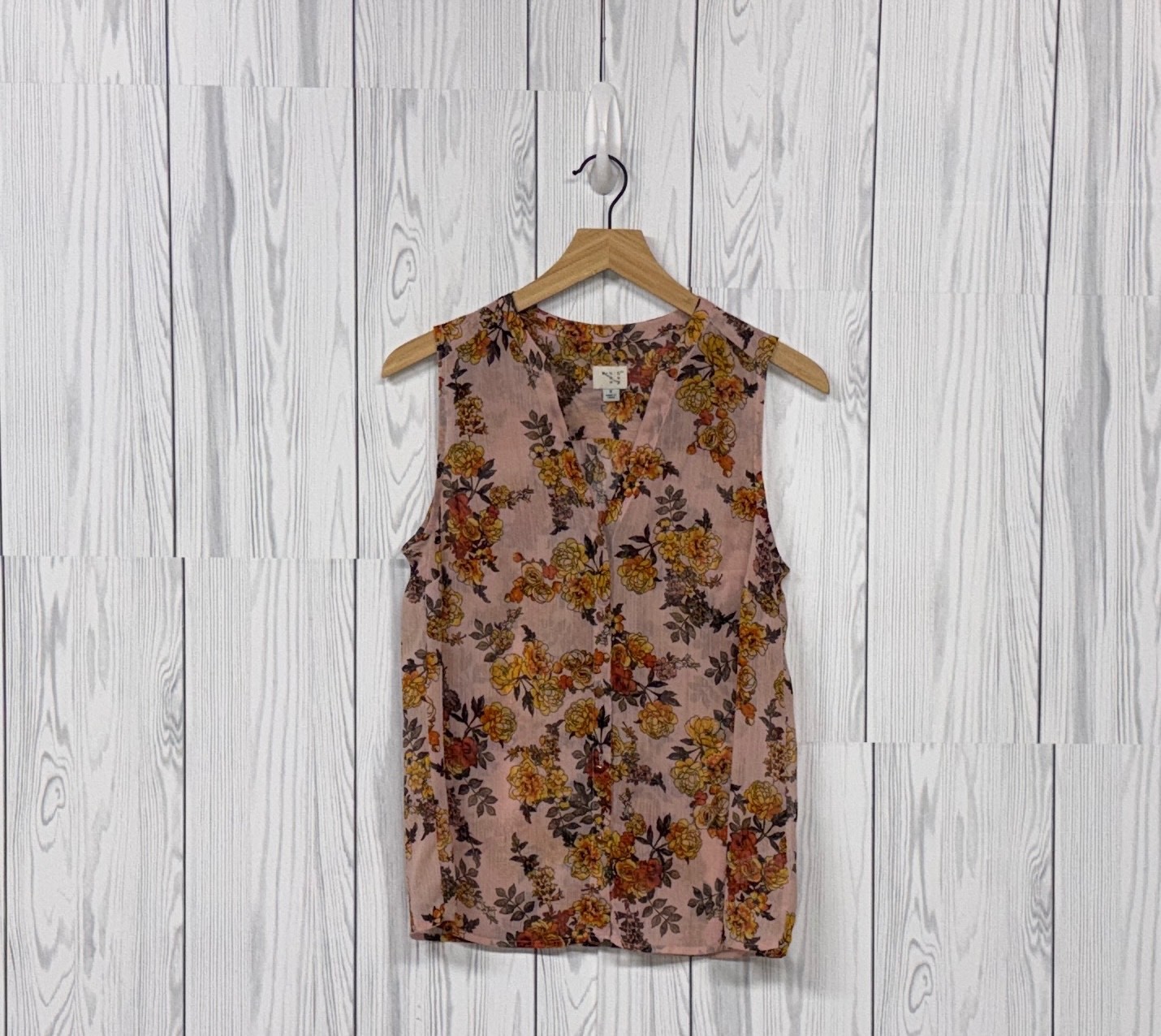 A new day top womens size small sleeveless patterned button up multicolored