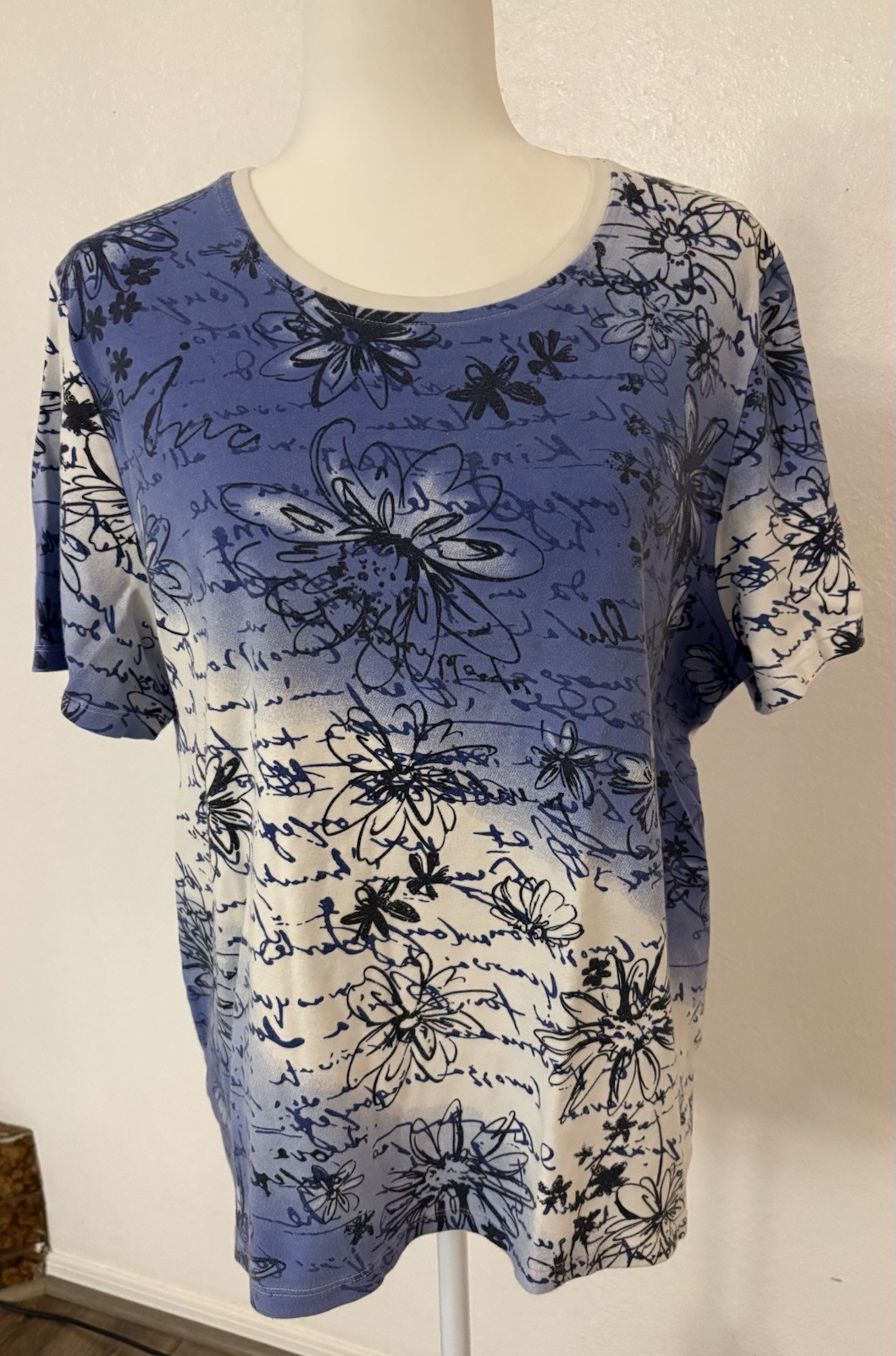 Allison Daley Women’s XL 18 Blue Floral Script Print Short Sleeve Top Shirt