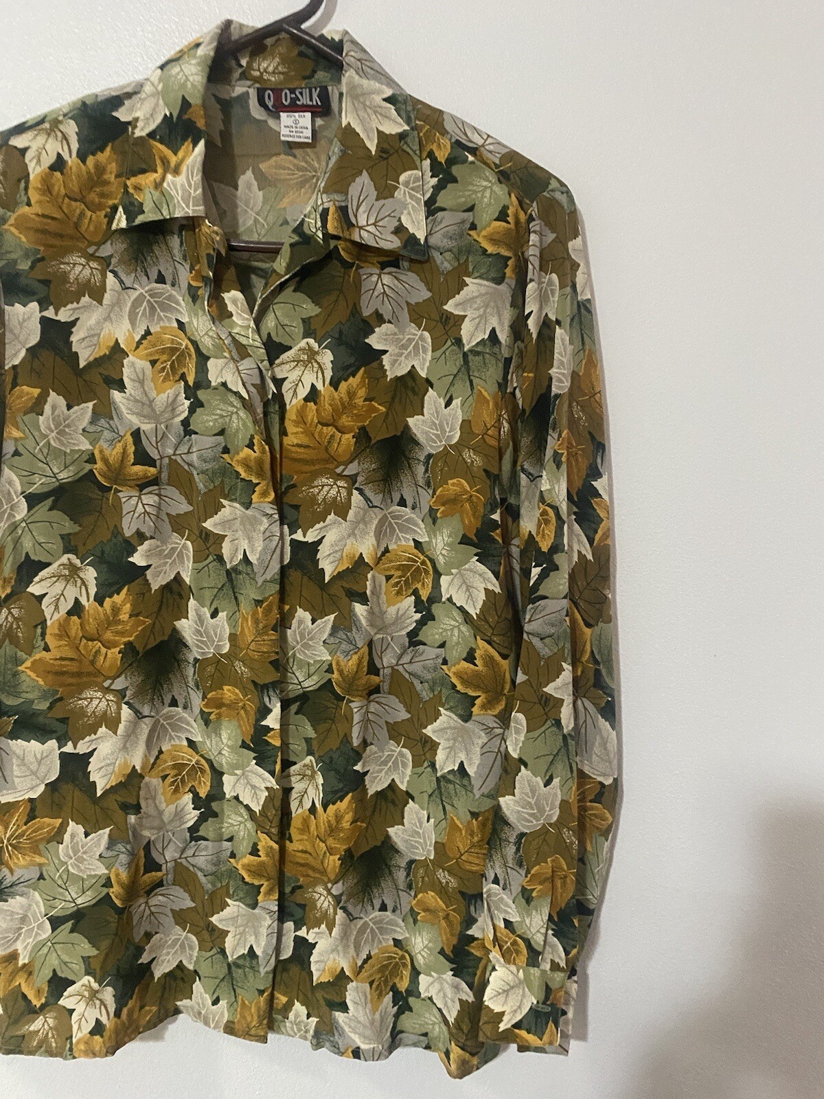 Quo Silk Blouse Small Leaves Button Up Long Sleeve Fall A93