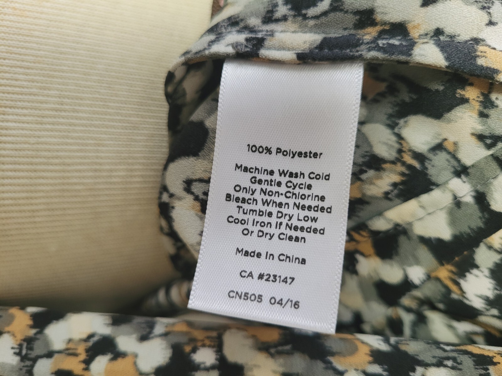 Talbots SP Petite Blouse Long Sleeve Pintuck Front Career Black Tan Gray #5010
