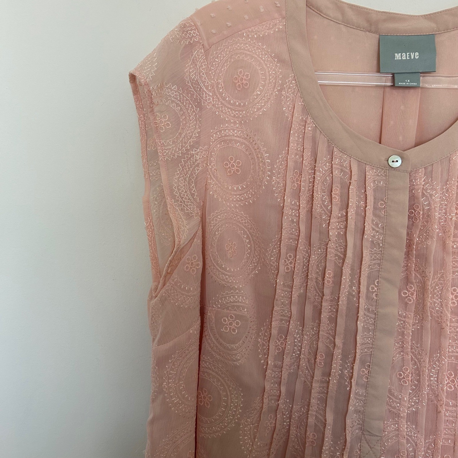 Maeve Blouse Peach Pink 1X Swiss Dot Pintuck Cap Sleeve Anthropologie