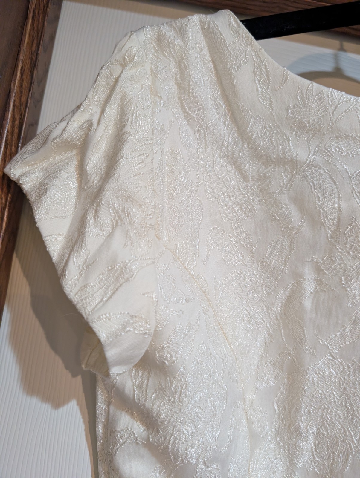 **Vintage** Hampton Nites Women’s Embroidered Top with Beaded Bows Size 6