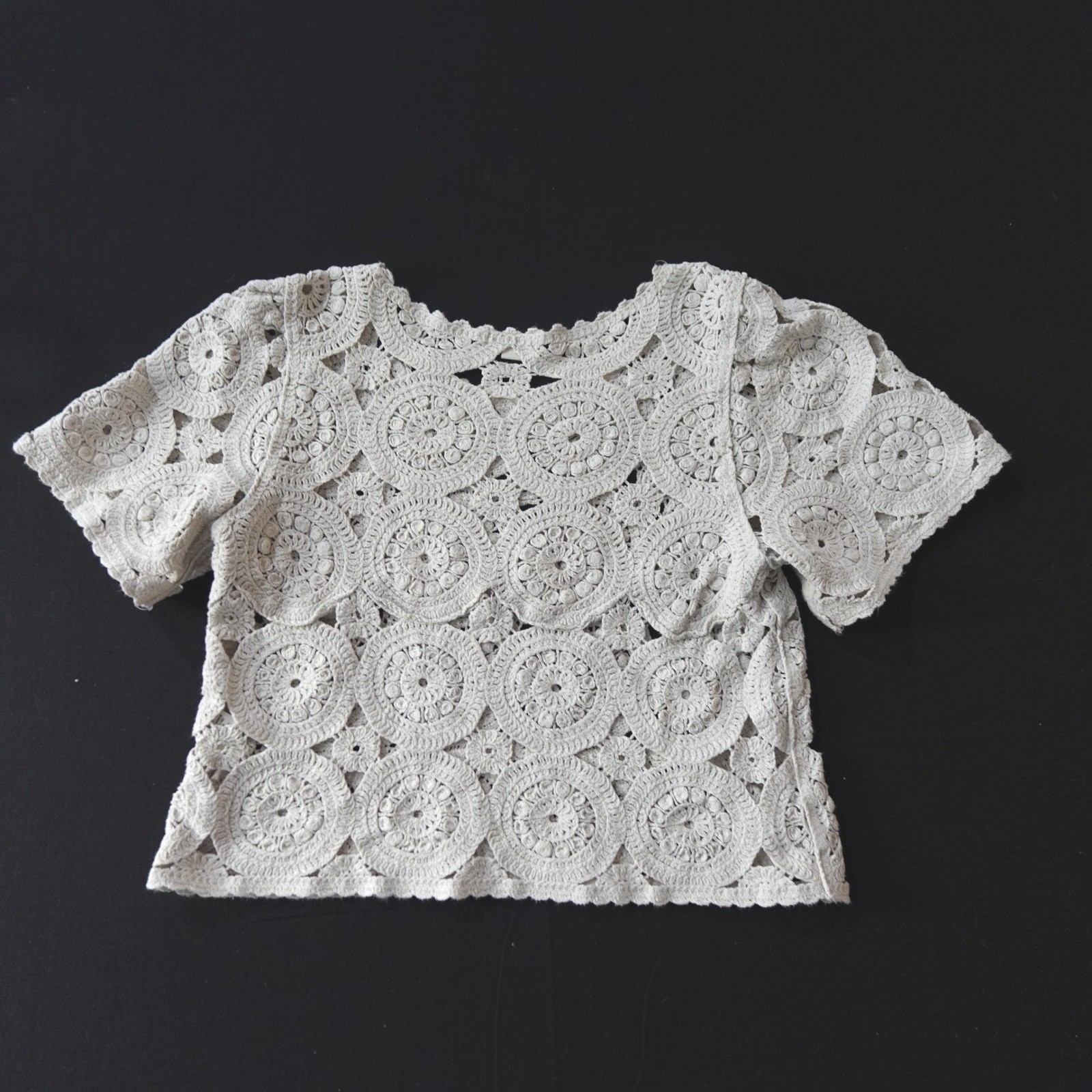 Ultra Pink Womens Crochet Medallion Short Sleeve Top Cream Beige Cotton Size M