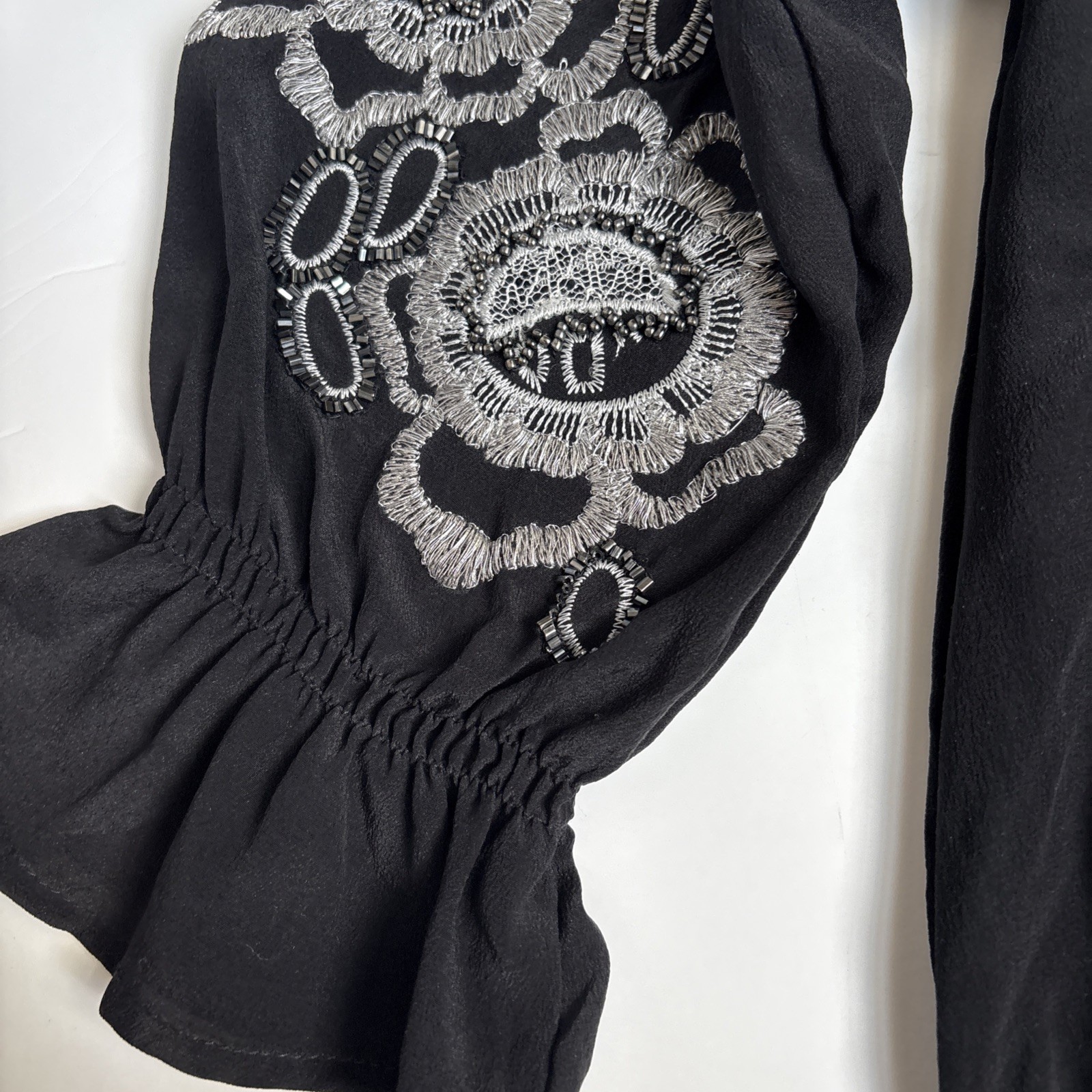 CACHE Black Embroidered Silk Top Size XS PERFECT CONDITION