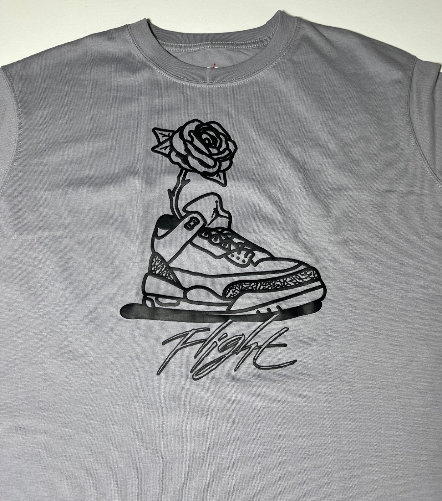 NWT Women’s Air Jordan Flight Graphic T-Shirt DV1408-011 Loose Fit Sz S