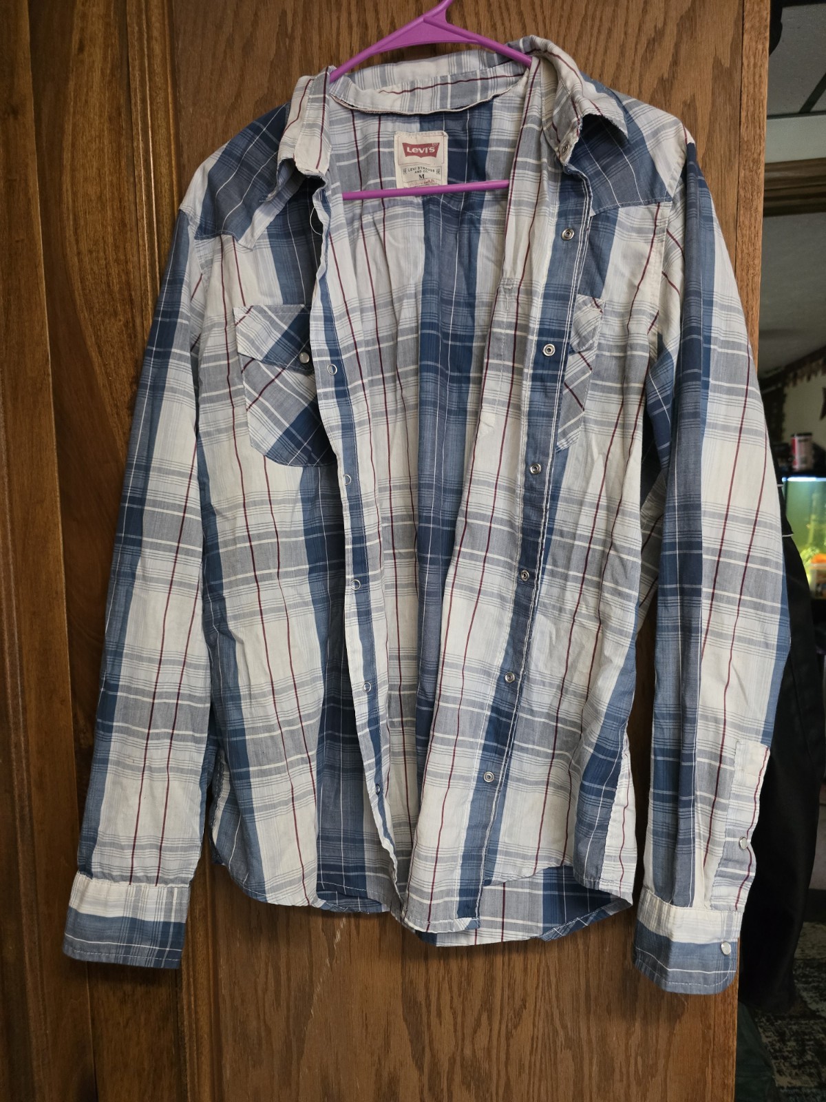 Levis Women’s M Plaid Snap Front Pockets Lightweight Long Sleeve Shirt
