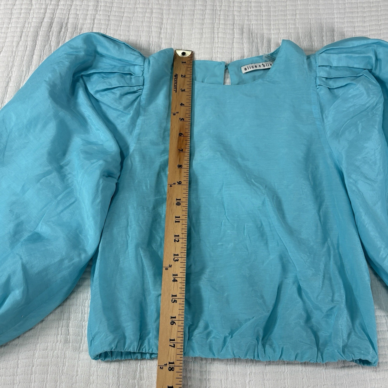 Alice + Olivia Blouse XS Aqua Blue Silk Blend Puff Sleeve Top City Chic Resort