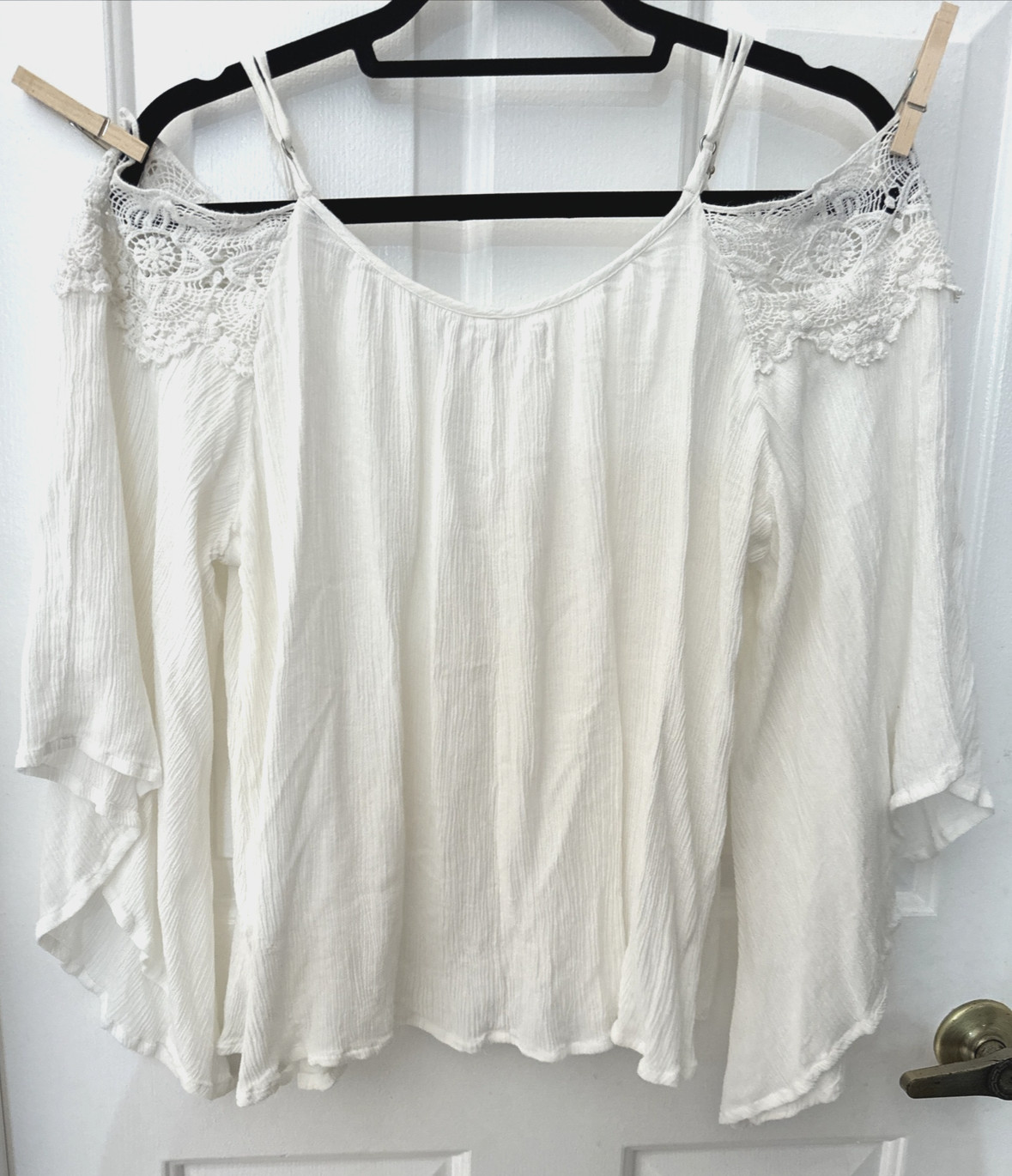Band of Gypsies Cold Shoulder Top Ivory w Crochet Lace Trim Flowy Boho Chic S