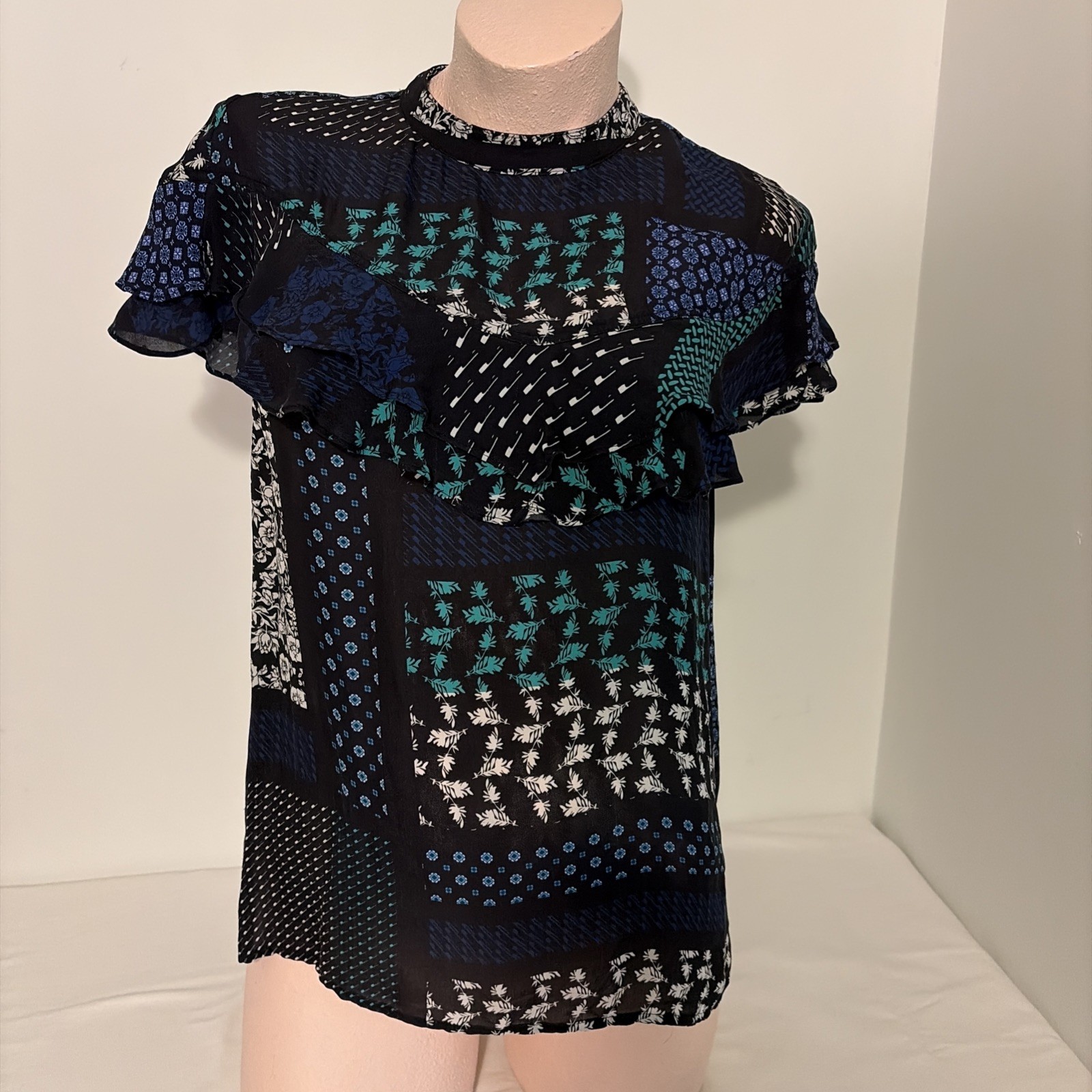 DEREK LAM IO CROSBY Women’s Silk Ruffed Blouse Sz 4 geometric botanical pattern
