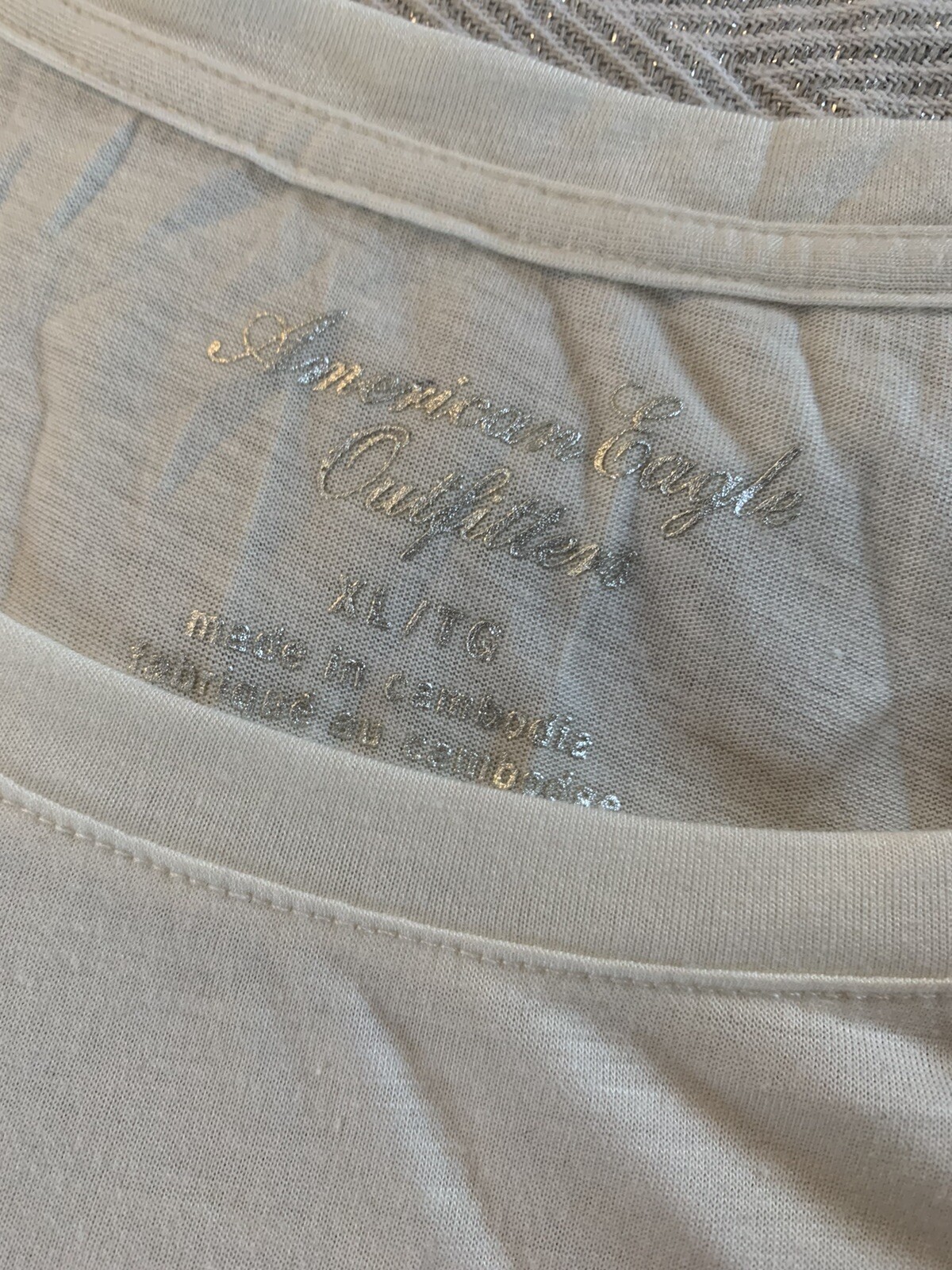 American Eagle Outfitters Juniors XL Shimmer Raglan Sleeves Baseball Tee White