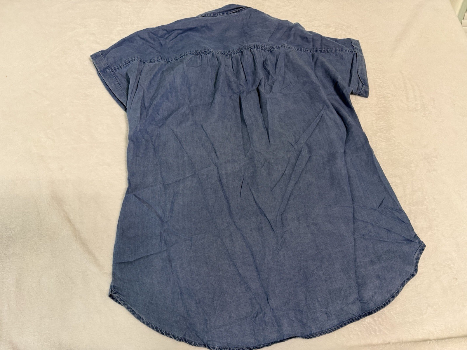 Cato Womens Large Chambray Tencel Button Front Shirt Blue Short Sleeve Hi Low