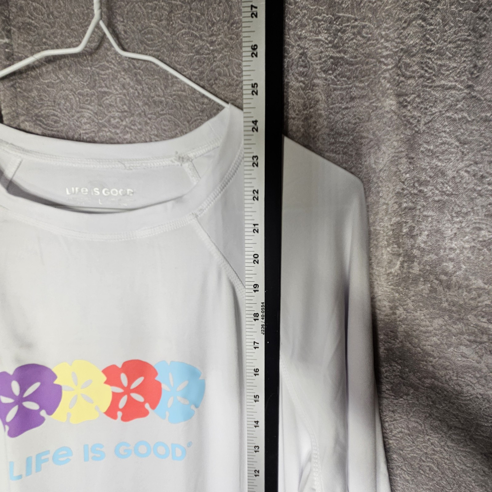 Life is Good Ladies L White Surfer Long Sleeve Sunshirt UPF 50+ 38″ imperfect