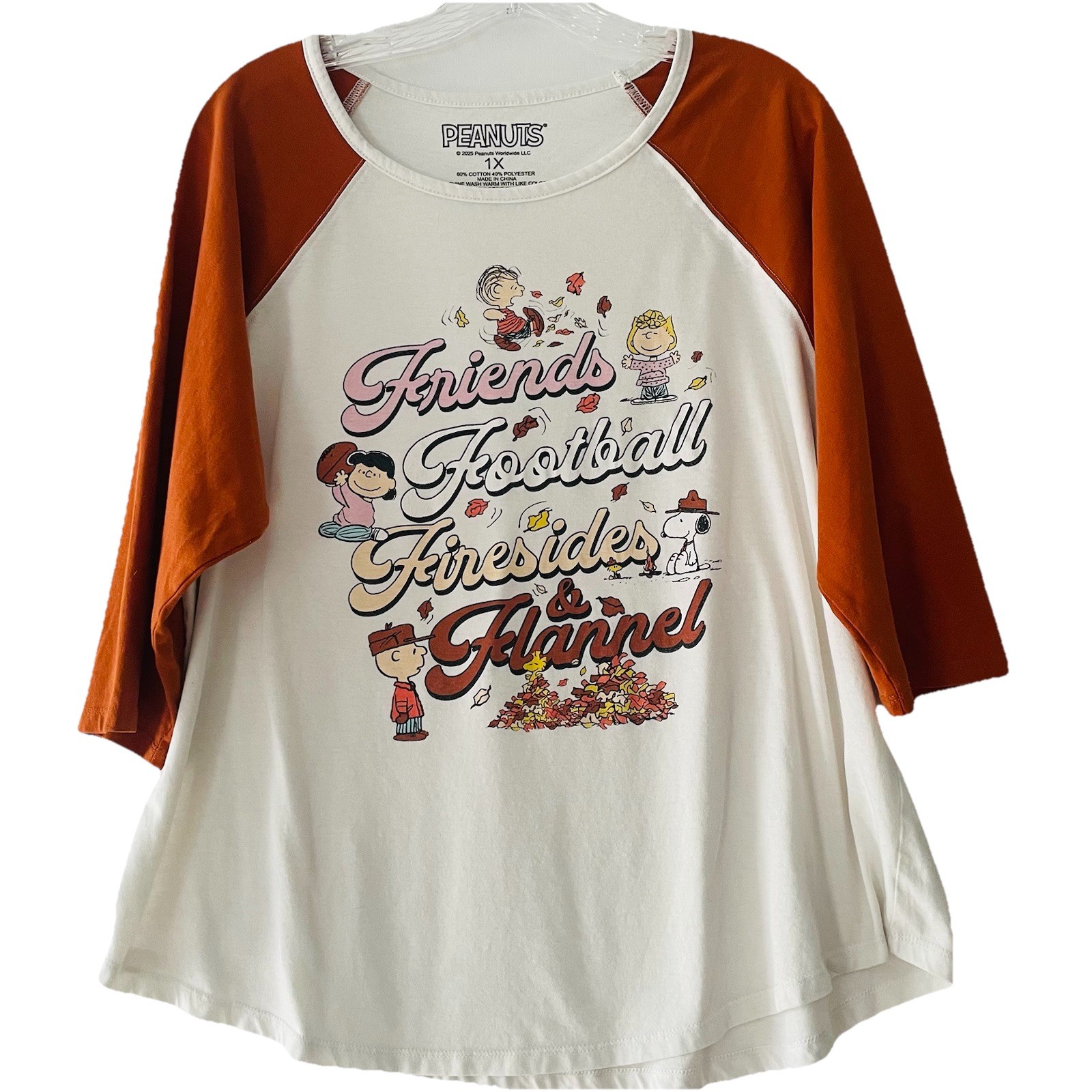 Peanuts Snoopy Gang Friends Football Firesides Women’s Size 1X Shirt Top