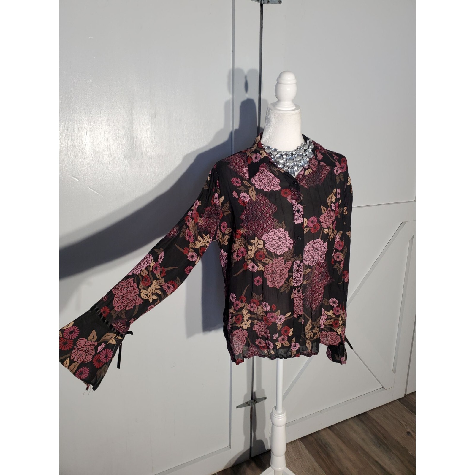 APOSTROPHE FLORAL FORMAL BLOUSE COLOR BLACK LONG SLEEVE POLYESTER SIZE M