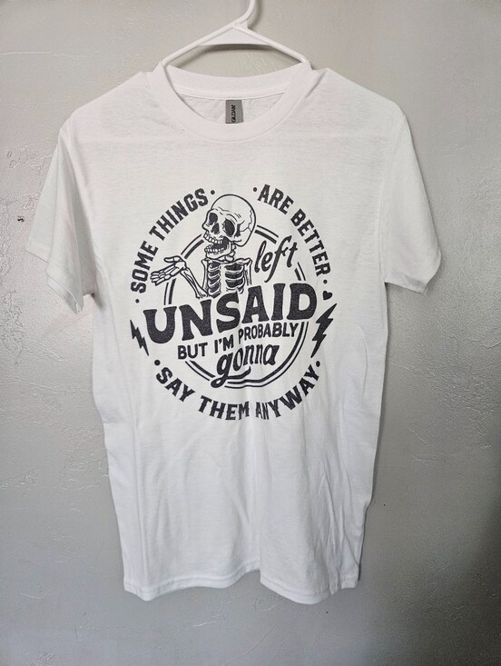 Gildan NWOT White Short Sleeve Tee Black Skeleton Graphic Unisex Small Sarcasm