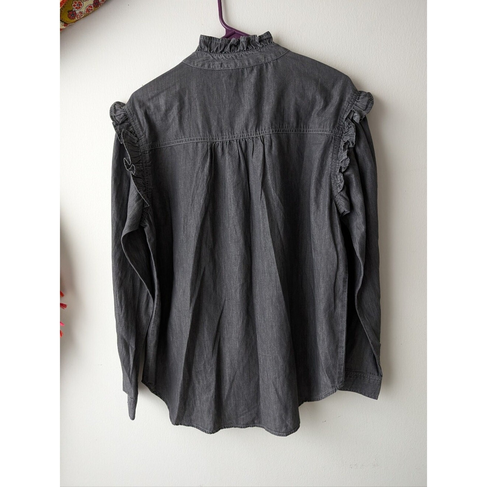 Elan Dark Wash Denim Look Gray Chambray Ruffle Trim Button Down Top