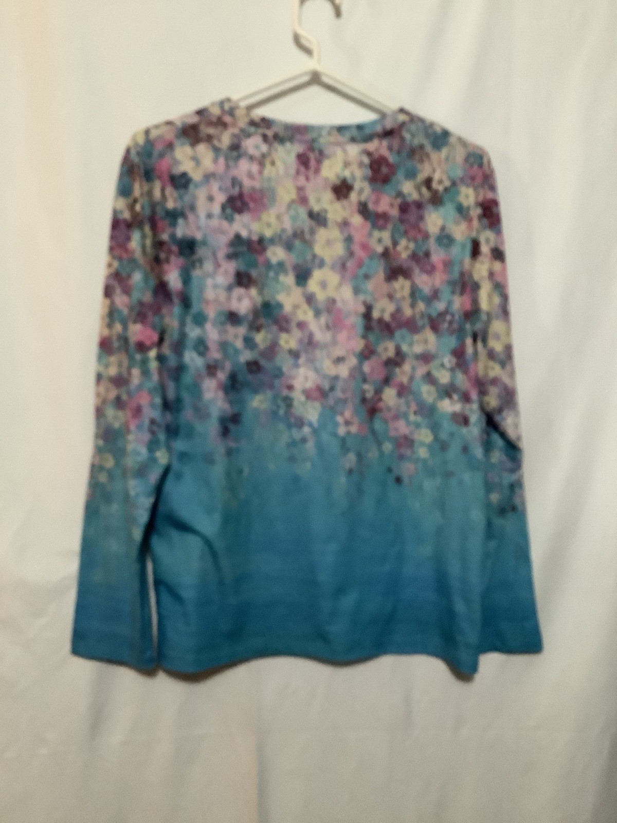 Exclusive Colorful V-Neck Woman’s Top Ombré Floral Print Size- M