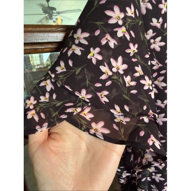 Lotusmile Black Pink Floral Chiffon Flutter Sleeve Split V-Neck Blouse Large NWT