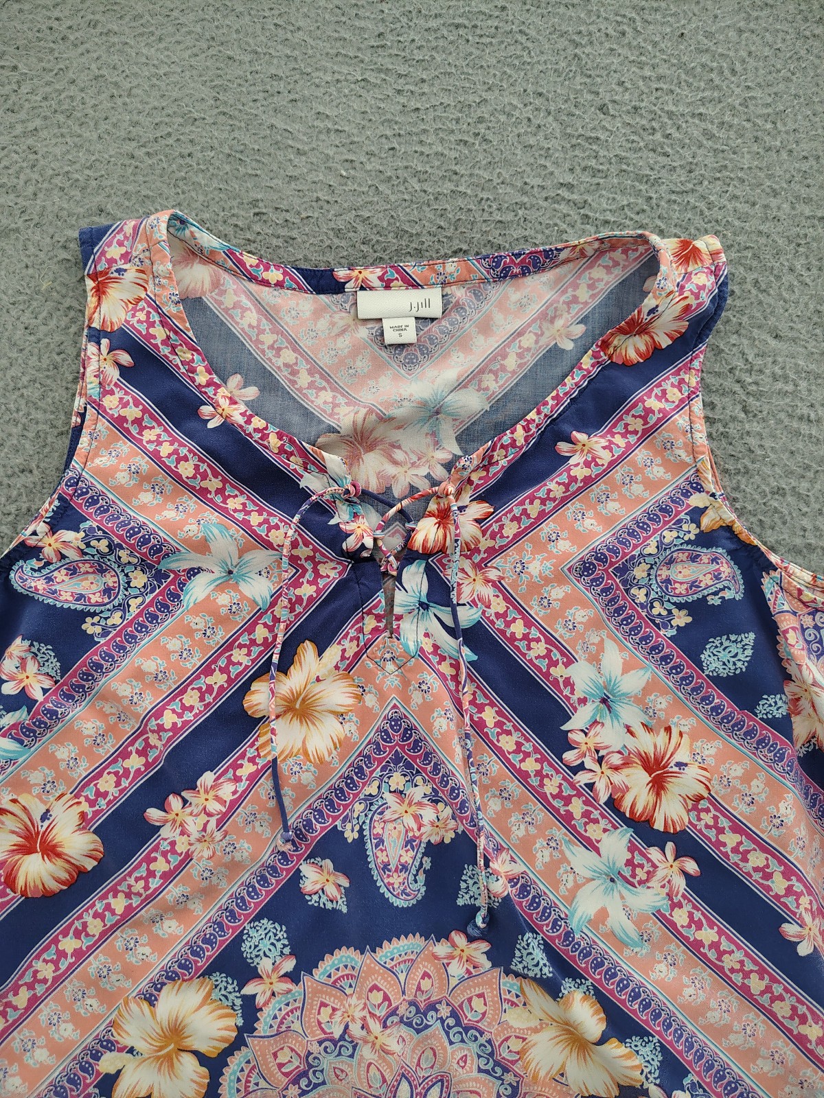 J Jill Women Size S Floral Paisley 100% Rayon Button Front Blouse Boho Blue Pink