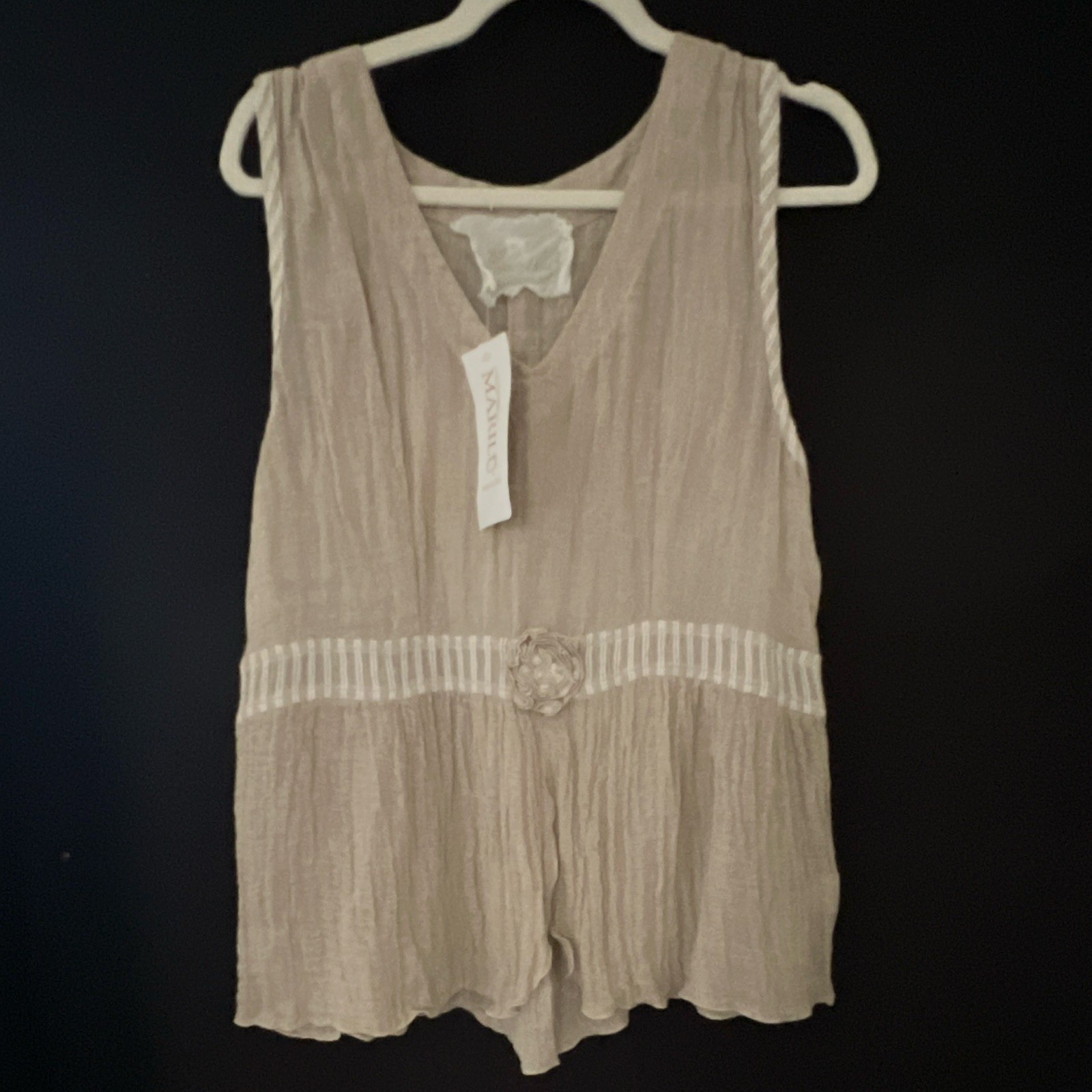 MARILU Beige Sleeveless V-Neck Crinkled Linen TOP Size M/L Made in Italy
