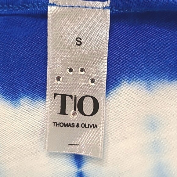 THOMAS & OLIVIA Royal Blue/White Tie Dye w/Silver Studs Cold-Shoulder Top, Small