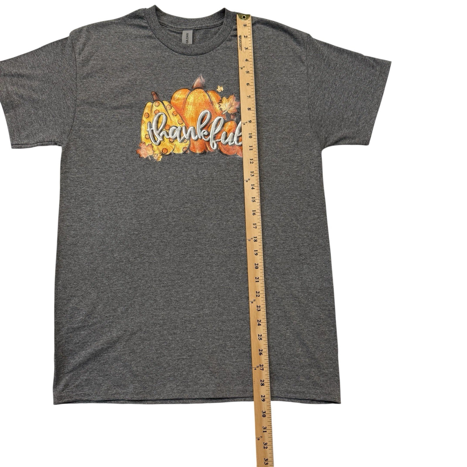 Thankful Pumpkin Thanksgiving Graphic T-Shirt S/S Women’s Sz M Gildan Gray NWOT.