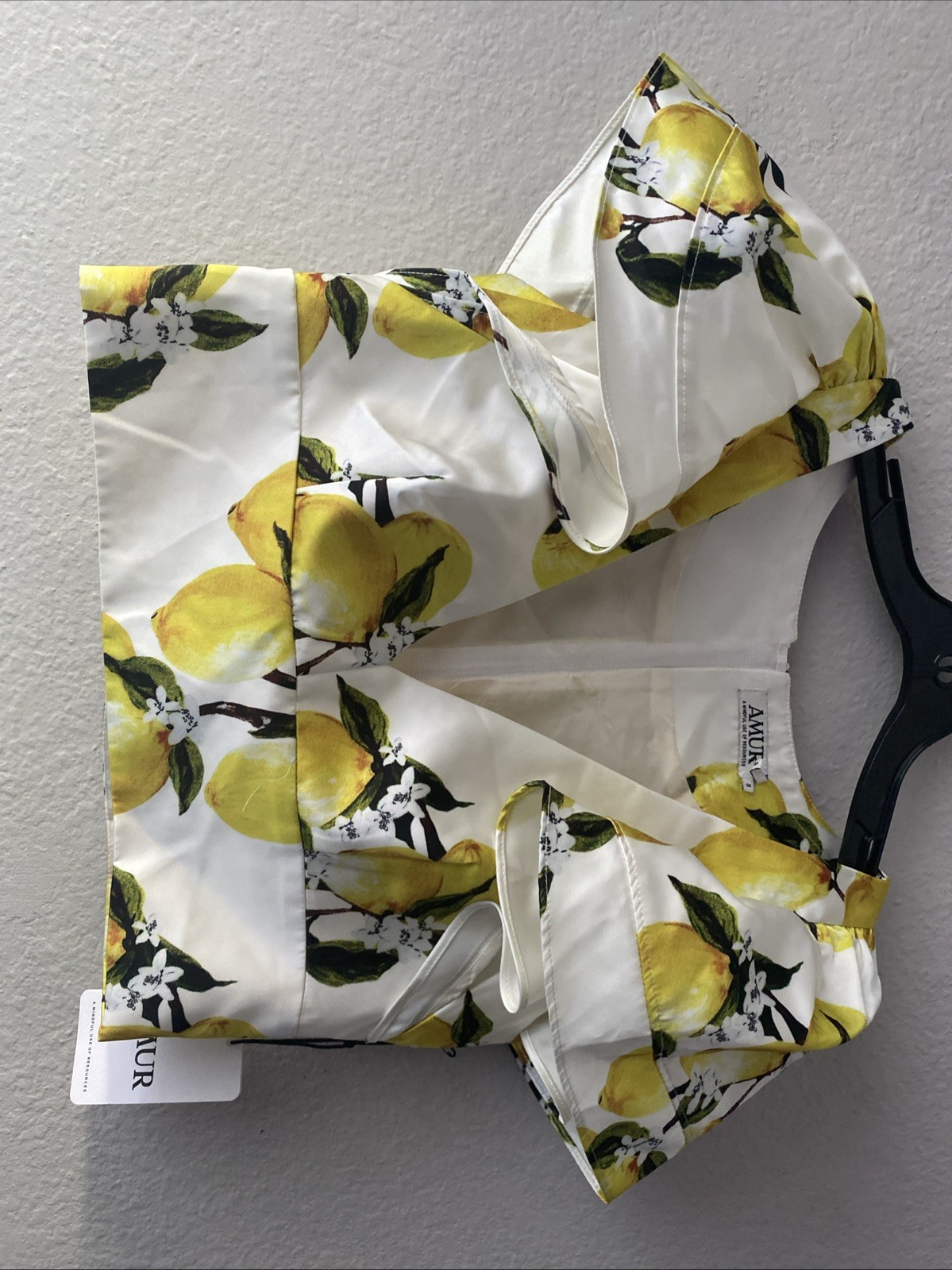 AMUR LANNA LINEN/COTTON OFF WHITE FLUTER CROP TOP SIZE 8 ( RUN SMALL) $268