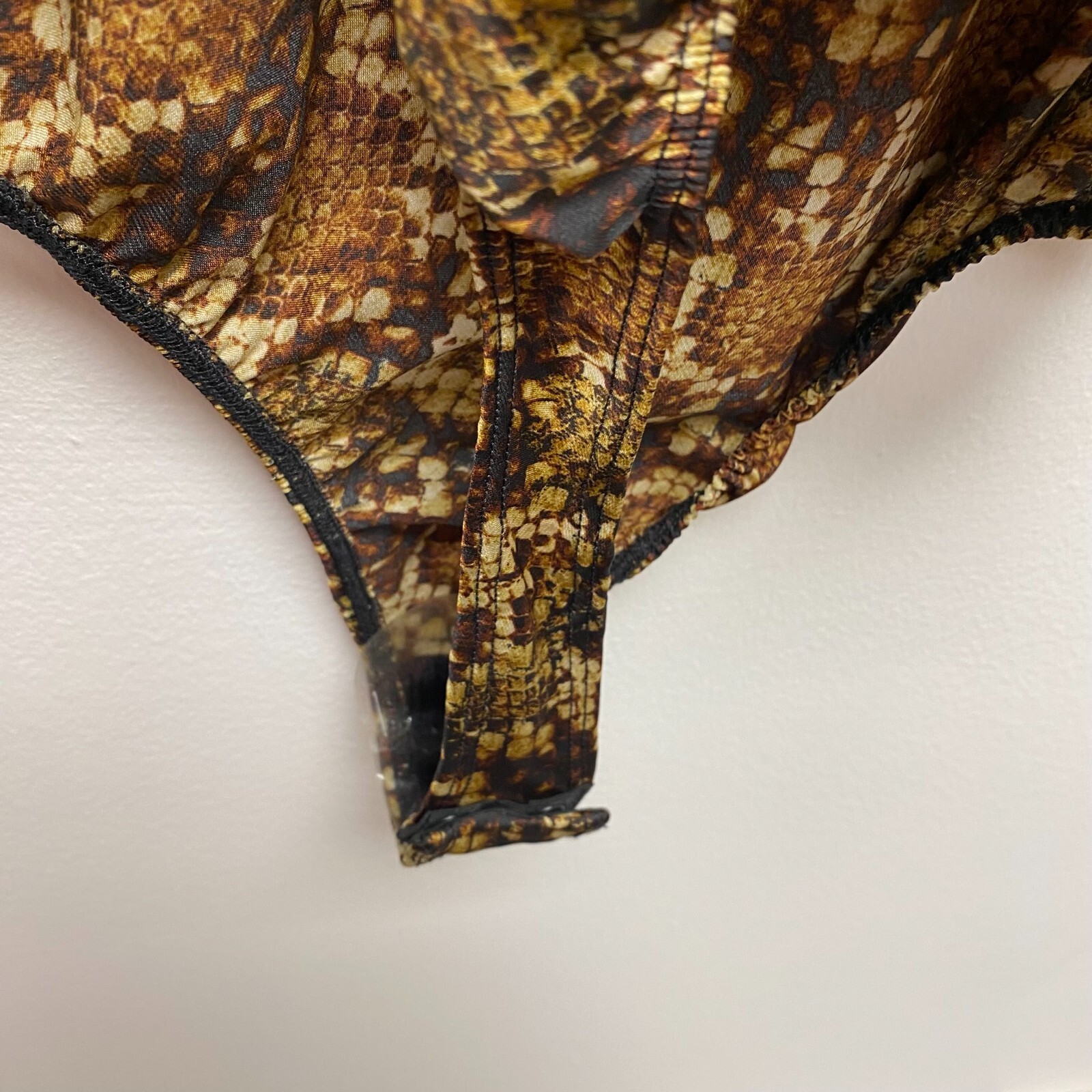 Free People Womens Brown Snake Print Sleeveless Crossback Nights Out Bodysuit XS