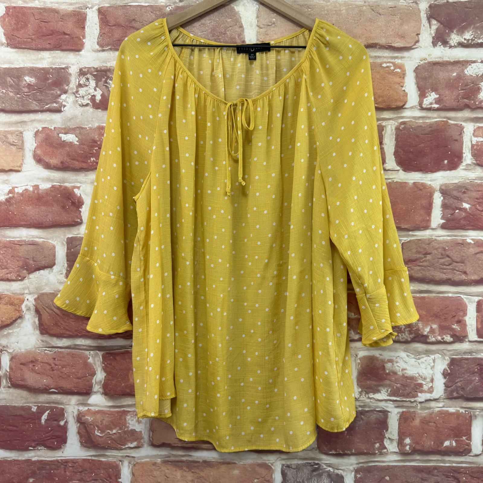 Fred David Top Shirt Womens 2X Yellow Polka Dot Crinkle Tie Neck Bell Sleeves