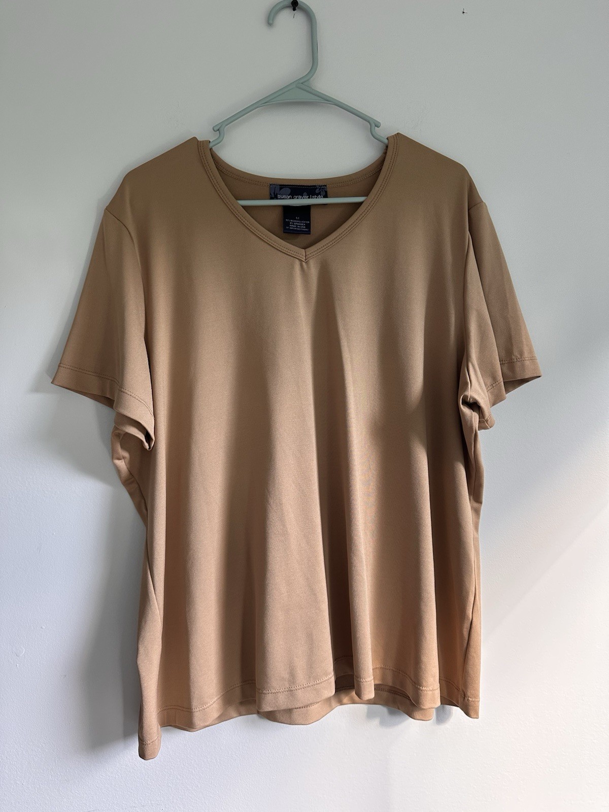 Vintage Susan Graver Style V-Neck Tan Tee Silky Stretch Size 1X