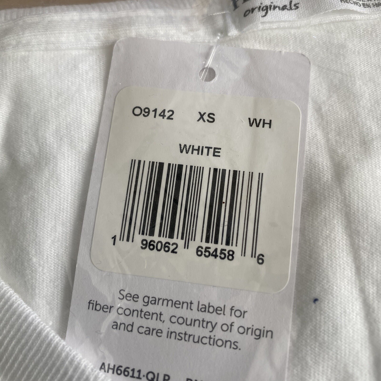 Hanes Womens Originals Cotton V-Neck Tee W/ Long Sleeves Size XS NWT White