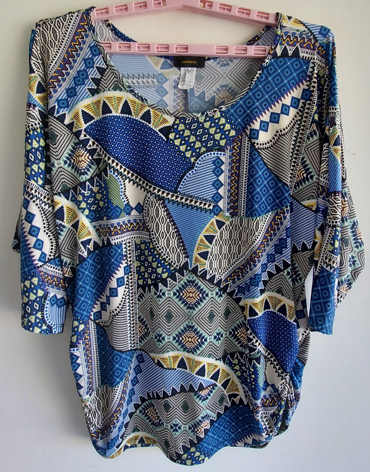 ESPRESSO Womens 1X Blue & Black Multi-Print Stretchy Blouse, Body Conscious