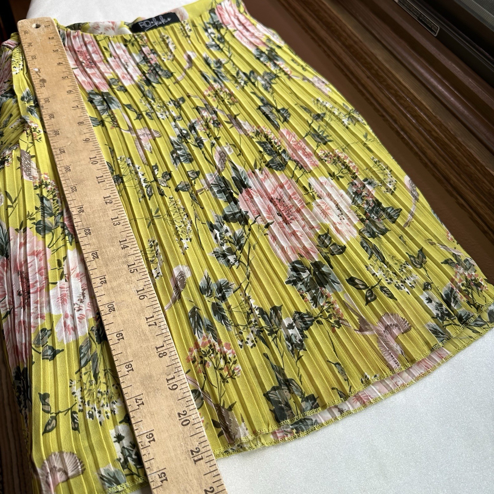 RD + Koko (Anthropologie) Pleated Floral Blouse Womens S Boho Bohemian Pleated