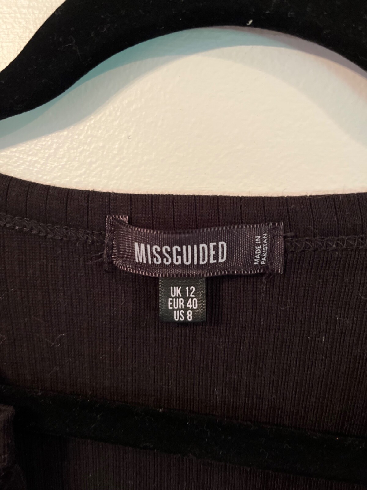 Wild Fable & Missguided Lot of 2 – Women’s Slim Fit Crop Ribbed Cami Tank Tops M